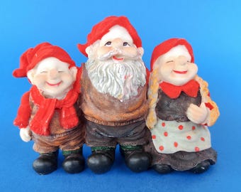 CUTE! Scandinavian Christmas Family -  Smiling Hugging Swedish Norwegian Julenisse Elves Gnomes Decor - Nordic Holiday Gift