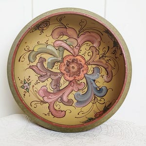 Vtg. Norway Folk Art - Norwegian Rosemaling Hand Painted Wood Bowl with Text - Handmade in Norway Scandinavian Gift