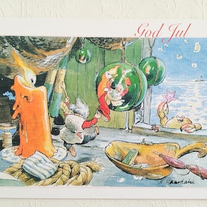 God Jul Nordische Weihnachtskarte - Tanzende Gnom Elfe am Meer - Schwedische Tomte Norwegische Nisse Tomte Grußkarte