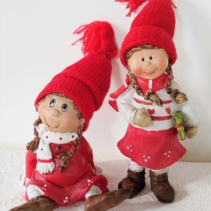 Twee Nordic Christmas Winter Gnome Girls - Kerstelfdecor - Nisse Tomte Zweeds Noors Denemarken - Elfenbeeldjes cadeau