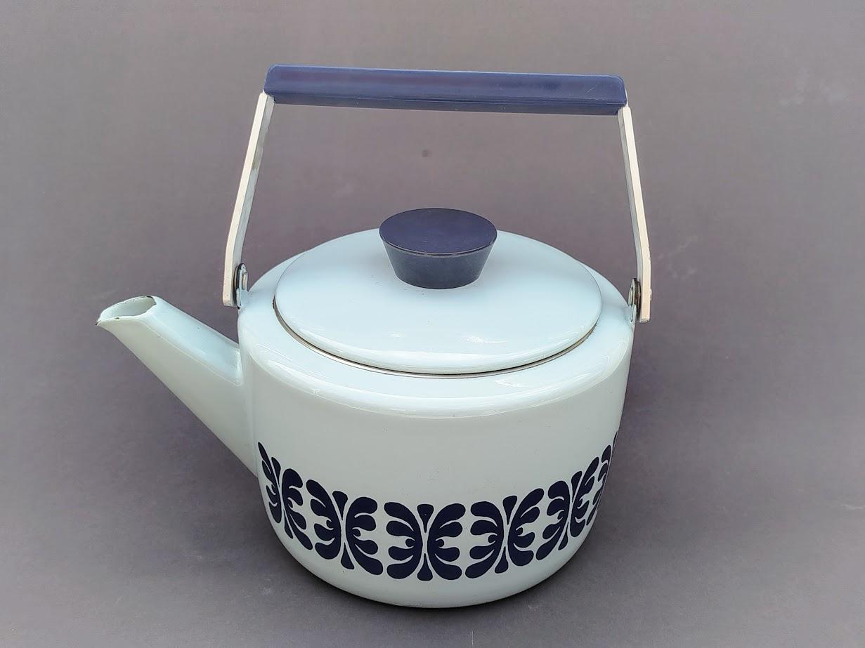 希少なCathrineholmノルウェーエナメルケトルティーポット - ホワイト