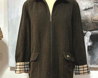 Vintage-Burberry-Jacke aus brauner Wolle, Größe M. Burberry-Jacke für Damen aus den 2000er Jahren. Burberry-Jackengeschenke für sie.