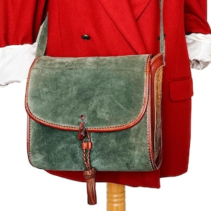 Loewe vintage Loewe Caza Cordoban tas Limited edition 1985. Loewe boho chic groen suède bruin leren bucket bag. Cadeau voor haar.