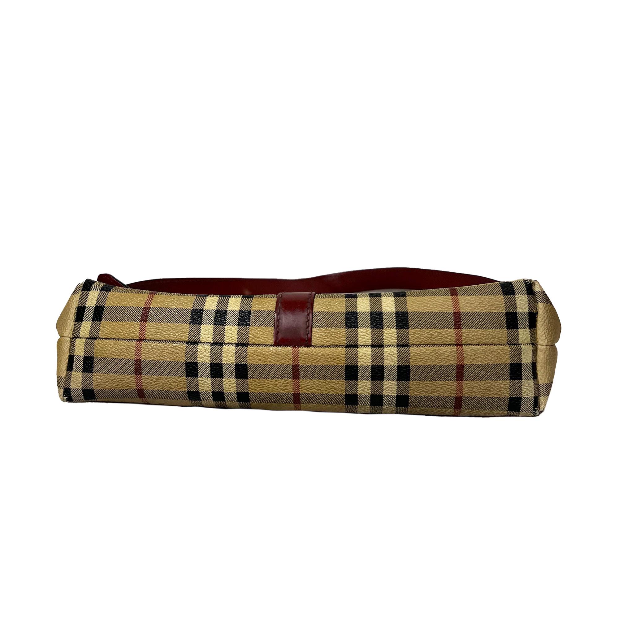 Vintage Burberry Shoulder Bag With Novacheck Print Made of Leather 