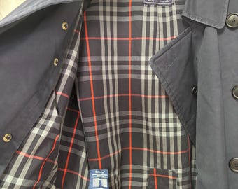 バーバリーのヴィンテージブルーのユニセックストレンチコート、サイズ