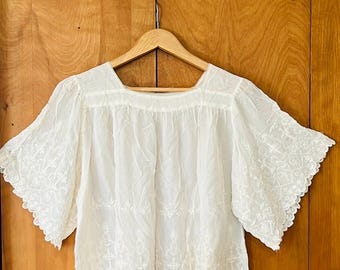Vestimenta de seda bordada a mano de finales de la época victoriana, camisa de coro, túnica de monaguillo