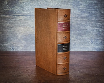 Sherlock Holmes – Edição Antiga Encadernada em Couro Artesanal, Feita à Mão no Reino Unido