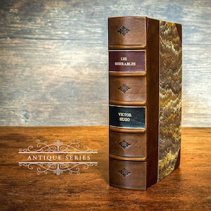 Les Miserables - Victor Hugo  - Antique Series - Leather Bound