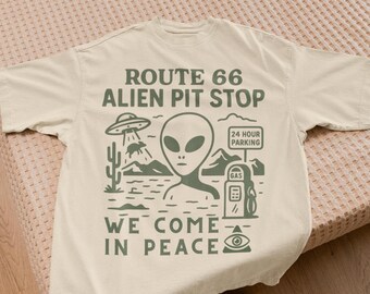 Roswell New Mexico UFO T-Shirt | Vintage Retro Alien Crash 1947 Design | Funny Space Doodle Graphic Unisex Tee