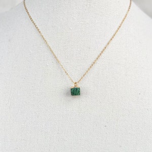 14k Gold malachite necklace, dainty malachite necklace, Gemstone necklaces for women, gold choker necklace, gift for her