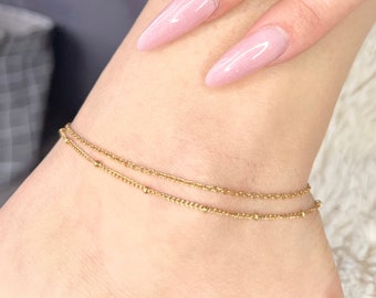 Gold-doppeltes zierliches Fußkettchen, goldenes Perlen-Fußkettchen, minimalistisches Ketten-Fußkettchen, wasserdichtes Fußkettchen, Gold-Schicht-Fußkettchen, Geschenk für sie
