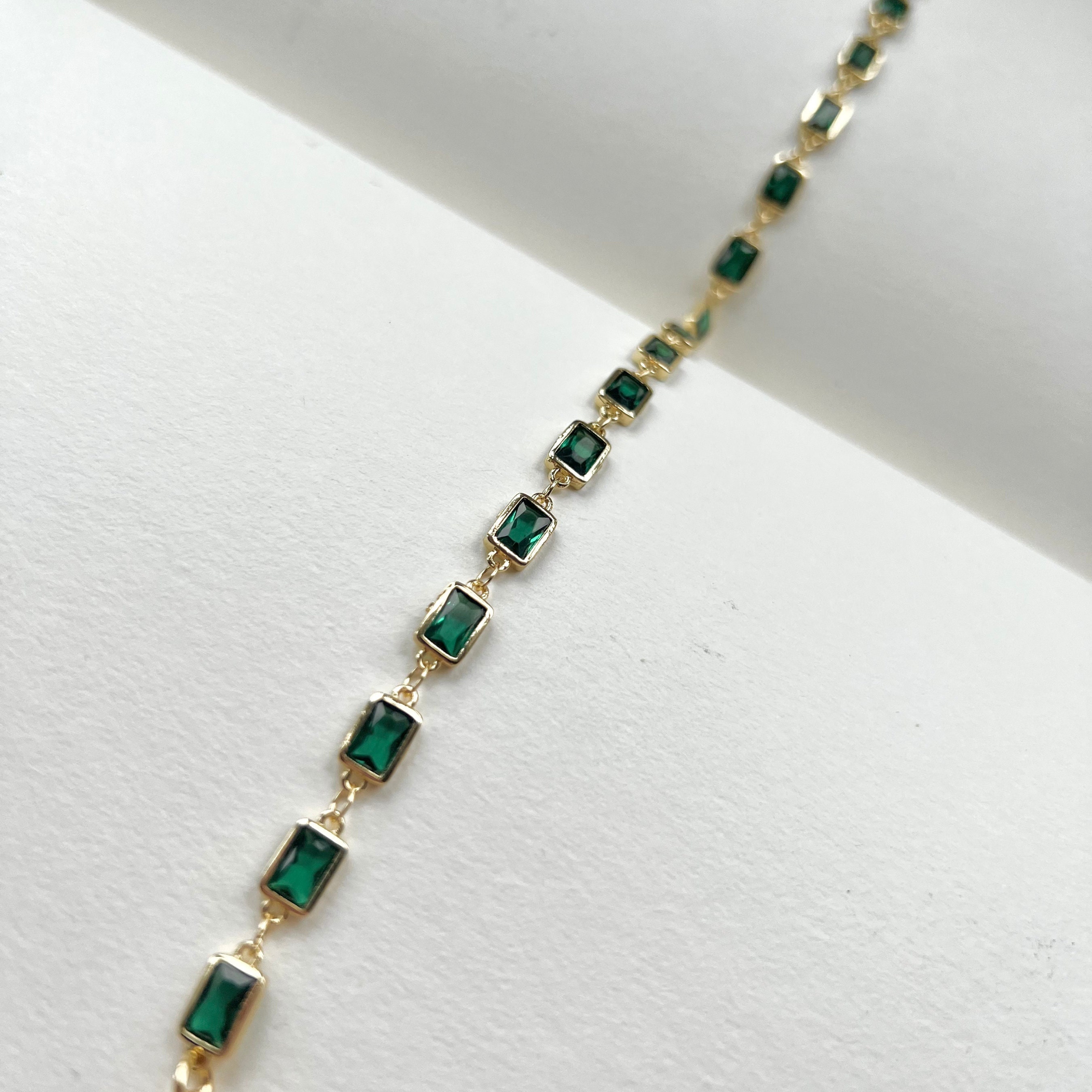 Gold crystal bracelet, gold filled emerald bracelet, gold charm bracelet, gemstone chain bracelet, dainty gold bracelet, gift for her