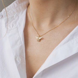 14k Gold Bee Necklace, Gold Filled Bee dainty necklace | gold Bee jewelry | Gold bee gift for her, 14k Gold necklace, bee lover gift