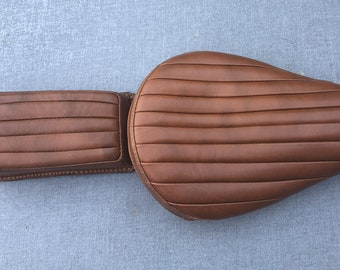 Harley Chopper Bobber Triumph Knucklehead Vintage Bates Style Natural Top Grain Genuine Leather Tuk&Roll Solo Seat with Leather Pillion Pad