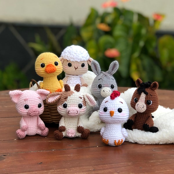 Paquete de patrones de ganchillo 7 en 1 adorables pequeños animales de granja: burro, potro, pollito, cordero, patito, lechón, vaca pequeña, INGLÉS, Descarga instantánea