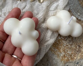 Cloud candle | Hand-poured | Soy candle | Handmade candle | Vegan candle | Host gift | Natural wax | Gift idea | Decoration | Table