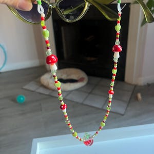 Mush Berry Fairy Glasses Chain
