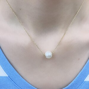 Silver Shell Pearl Pendant Necklaces for Women
