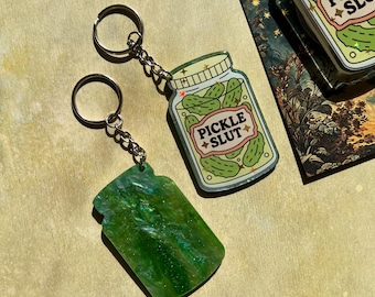 Pickle keyring, pickle lover gift, pickle enthusiast, gherkin gift, pickle accessories green keyring, pickle jar keyring, food keyring