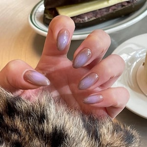 Handgemaakte ombre Aurora Press On Nails: nepacrylgelnagels