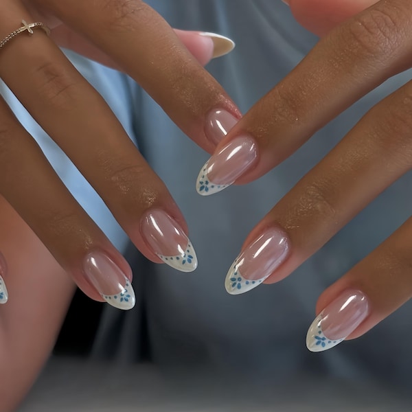 Handmade Flower French Tip Press On Nails