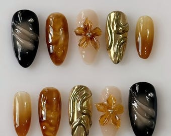 Paznokcie 3D Flower w kolorze złotym i chromowanym: ręcznie robione, spersonalizowane paznokcie