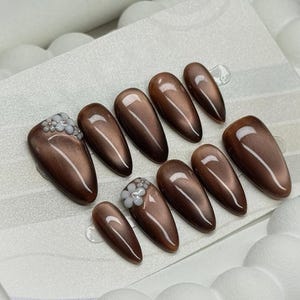 Cat Eye Flower Press On Nails: Handmade Faux Acrylic Gel Nails