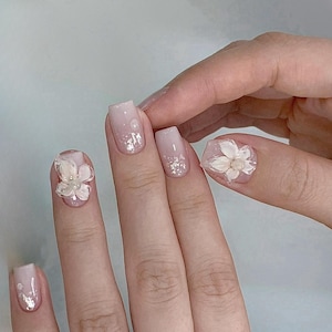 3d flower nails /custom press on nails/ hand made Press on Nails/Faux Acrylic Nails/ Gel Nails/Press on Nail