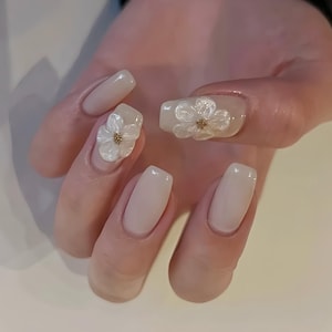 3D Flower Press On Nails: Milky White Handmade Gel Nails