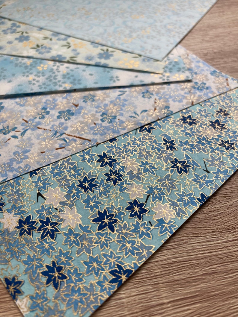 Chiyogami Handmade Japanese Origami Paper, Set of 5 Blue Gold Floral 15x15cm Bild 5