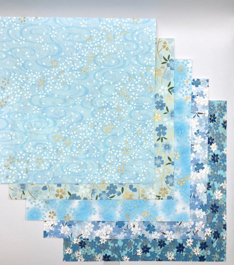 Chiyogami Handmade Japanese Origami Paper, Set of 5 Blue Gold Floral 15x15cm Bild 1