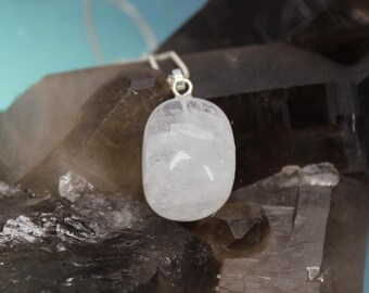 Clear Quartz Natural Gemstone Necklace Clear Quartz Crystal Healing Necklace Anxiety    Pendant Meditation Jewelry Gift Quartz Birthday Gift
