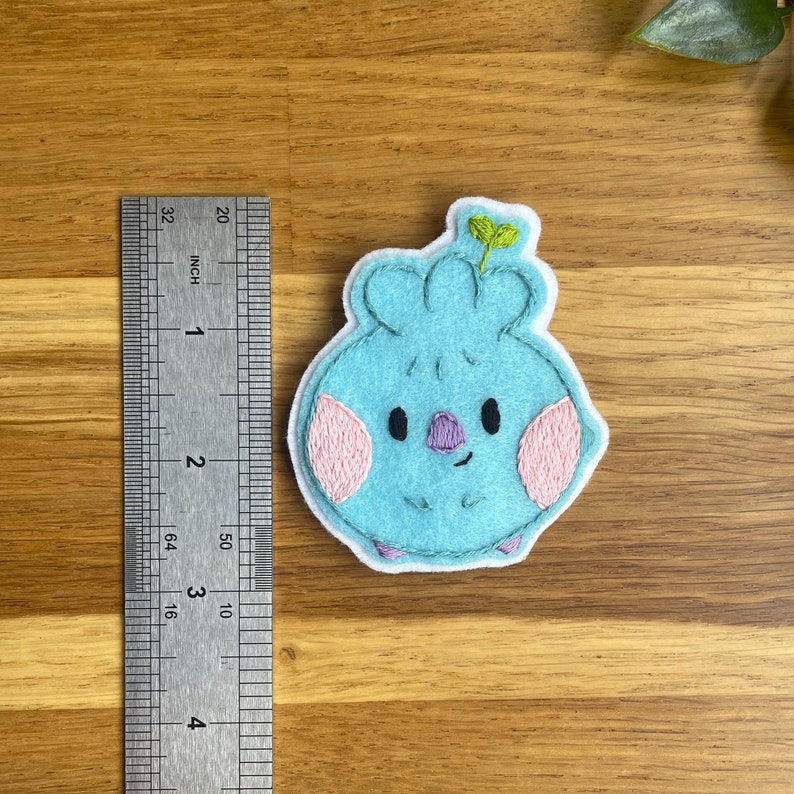 Cute BTS felt keychain, Kpop felt bag charms, BT21 brooch, gifts for kpop fans, Embroidery Pin, Felt Magnet, Bangtan boys, Cute Kpop buns zdjęcie 6