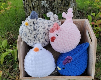 Stardew Valley Inspired Chicken Crochet - Customizable Options!
