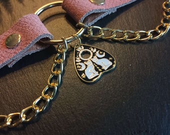 Choker "Ouija Cats" pastelroze gouden kettingketting