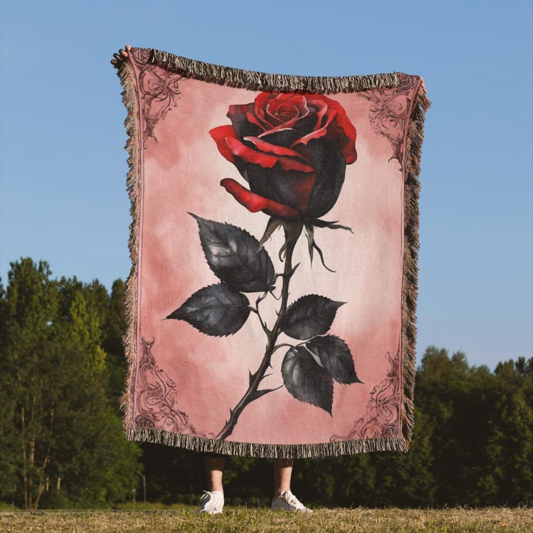 Floral Rose Print Blanket main image 1