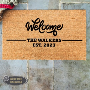 Family Name Doormat, Housewarming Gift, Personalized Doormat, Closing Gift, Custom Doormat, Wedding Gift, Front Door Decor, Couple Gift