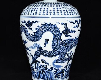 Chinese Beautiful Hand Painting Blue&white Porcelain Dragon Mei Vase