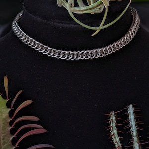 Half Persian Choker