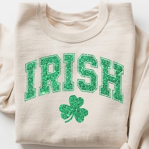 Irish Sweatshirt, Lucky Shamrock T-shirt, St Patrick&#39;s Shamrock Shirt, St Patrick&#39;s Day Hoodie, Aesthetic Irish Gift, Four Leaf Clover Tee