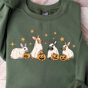 Felpa di Halloween con coniglio fantasma, lenzuolo con stampa di coniglio fantasma, maglietta con coniglio spettrale, maglietta divertente di Halloween, regalo di Halloween per gli amanti dei conigli