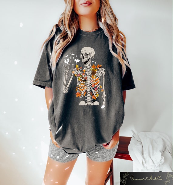 Retro Comfort Fall Skeleton Shirt, Cozy Skeleton Halloween Tshirt, Trendy Fall Crewneck, Halloween Gift, Spooky Season Sweatshirt