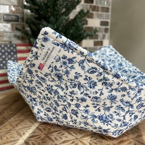 Bowl Cozy, Microwaveable, For Hot or Cold Foods, Patriotic Cozies, Bowl Holder, Pot Holder, USA, America, Blue Flower