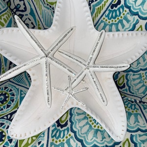Estrella de mar adornada con pedrería, decoración playera, decoración costera, decoración náutica, brillo, blanco