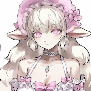 Puede incluir: Ilustración de estilo anime de un personaje con cabello blanco y ojos rosados, adornado con un gorro y un vestido rosa. El personaje tiene orejas de oveja y un collar de gargantilla con un colgante. El vestido presenta lazos rosas y detalles de encaje.