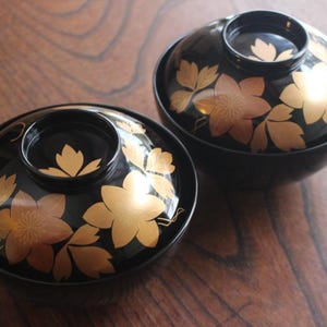 Deadstock Japanese lacquer bowl set Wajima-nuri black urushi with tessen maki-e elegant vintage soup bowls
