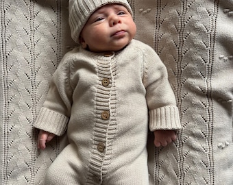Knitted Baby Outfit& Blanket Set| Organic Cotton Newborn Gift| New Baby Gift| Baby Shower Gift| Fall Baby Knit Jumpsuit| Baby soft Blanket