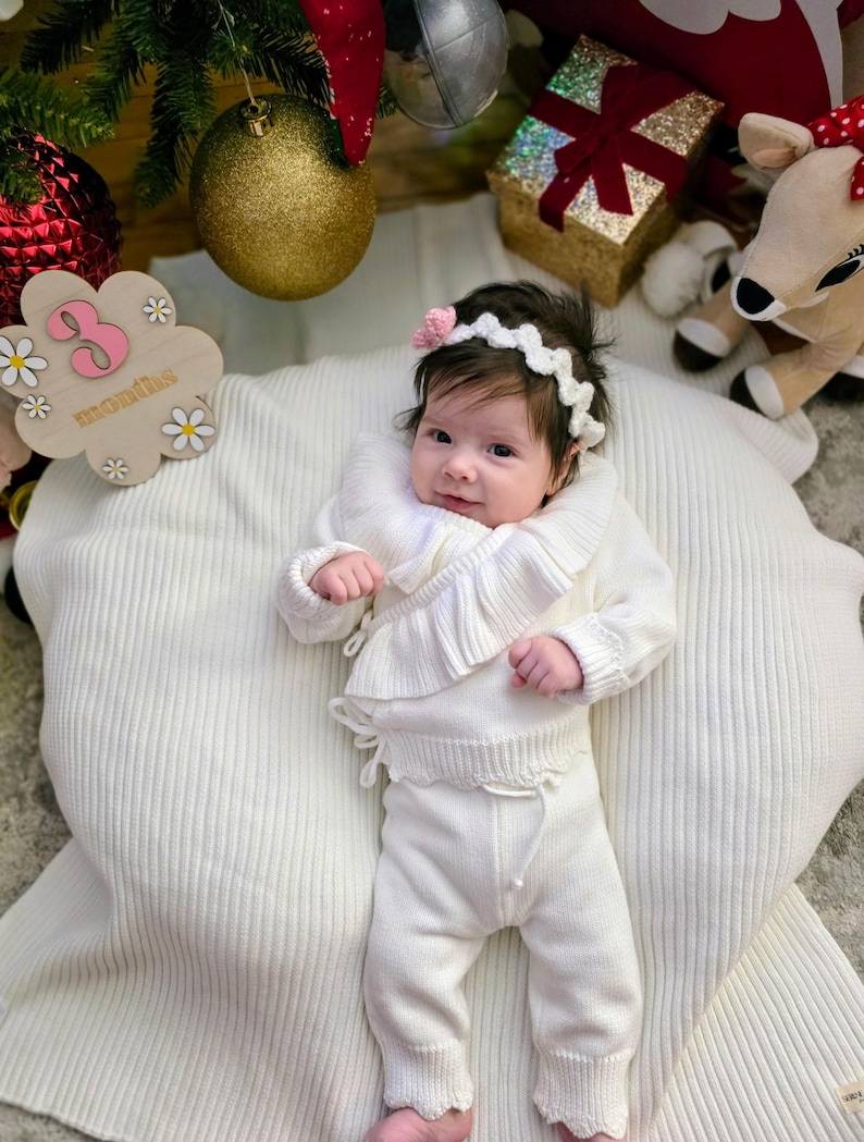 Organic Cotton Knitted Baby Set – Blanket, Outfit & Bow Beanie | Newborn Homecoming Gift | Baby Shower Gift | Baby Girl Holiday Photo Outfit image 1