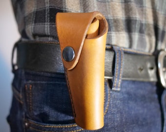 Handgefertigte Lederscheide für Opinel Nr. 08