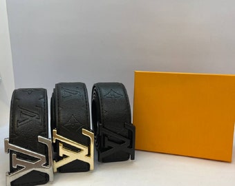 Leather Belt, made of stylish crocodile skin, men's belt and women's belt, unisex belt, gift leather belt, luxury leather Belt.
